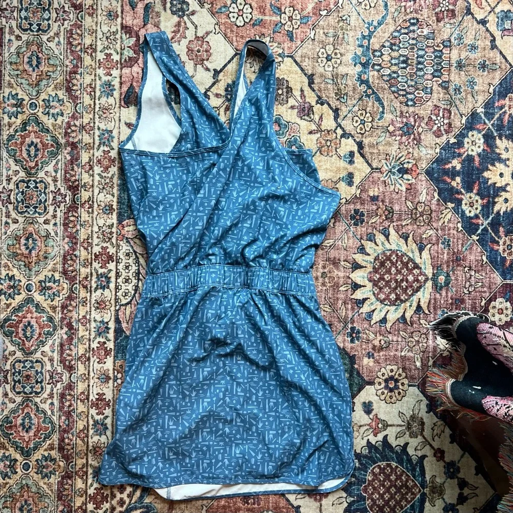 Patagonia Blue geometric print racer back Mini Dress, NWOT size small - Picture 5 of 5